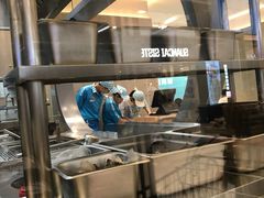 -灵芝妹子海鲜米线(凯德和平广场店)