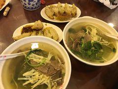 -小姜锅贴(凤凰街店)