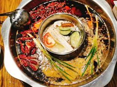 -周幺妹重庆老火锅(银泰城总店)