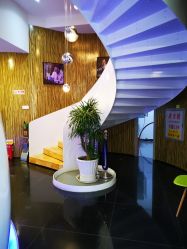 -比华利美容医院