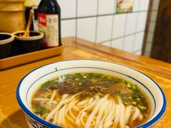 -矮子粉店1985·长沙米粉(湘春路店)