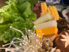 -湊湊火锅·茶憩(新中关购物中心店)