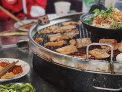 -小辣椒汤锅烧烤(温泉南街店)