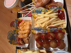 -蓝精灵乐园·世茂精灵之城主题乐园