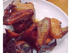 红烧乳鸽-煲煲掂风味煲仔饭餐厅(西区店)