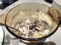 -香山湖渔家大院