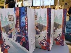 -奈雪的茶(亨特国际广场店)