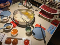 -左庭右院鲜牛肉火锅(浦江欢乐颂店)