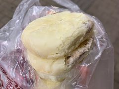 鲜花饼-宏发红西饼屋(天津路店)