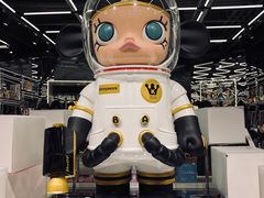 -泡泡玛特POPMART(侨福芳草地店)