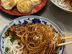 -高师傅特色米粉汤包(建设路店)