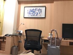 -上海虹桥西郊假日酒店
