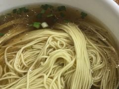 -朱新年·苏式汤团·面点(北寺塔店)