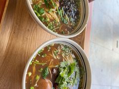 -小马牛肉面·牛骨熬制(南京博物院店)