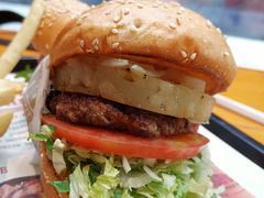 -The Habit Burger Grill 哈比特汉堡(复兴soho店)