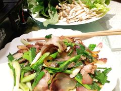 白果炖鸡汤-味水记忆·野菌鸡汤土菜馆(青城后山店)