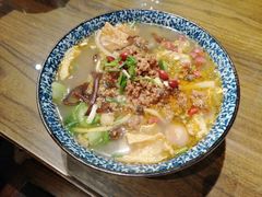 -粉家柳州螺蛳粉(杨宅路店)