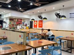 -老何家后安粉·糟粕醋海鲜火锅(三亚湾椰梦长廊店)