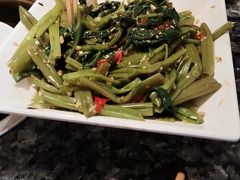 -一席地·本地鸡窝·杭帮鸡火锅(萧山银隆百货店)