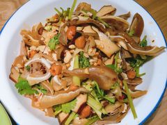 热卤-费大厨辣椒炒肉(万家丽一店)