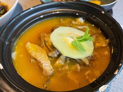 酸木瓜炖牛腩-半山腰·云南菜(侨福芳草地店)