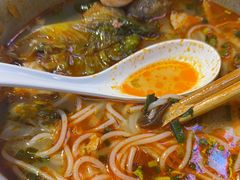 -丽丽三鲜螺蛳粉(田林路店)