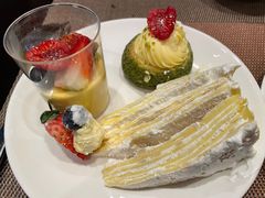 小蛋糕-美食汇海鲜自助餐厅·小龙虾烧烤(富力万达文华酒店)