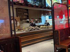 -吃饭皇帝大土家民族菜(荟聚店)