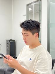 -AYO SALON