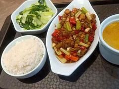 -大食代美食广场(上海中心店)