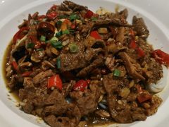 -黄泥岗·地道湖北菜(奥特莱斯店)