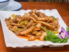 -老码头黑皮肘子锅包肉熏酱水饺(文政街店)
