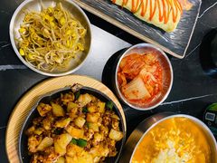 铁板掌中宝-HONGA HONGA雄家(曹路店)