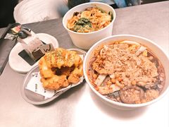 -W COLLECTIVE  DESSERT SHOP