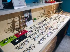 -Trend1881视光·蔡司视觉(领展广场店)