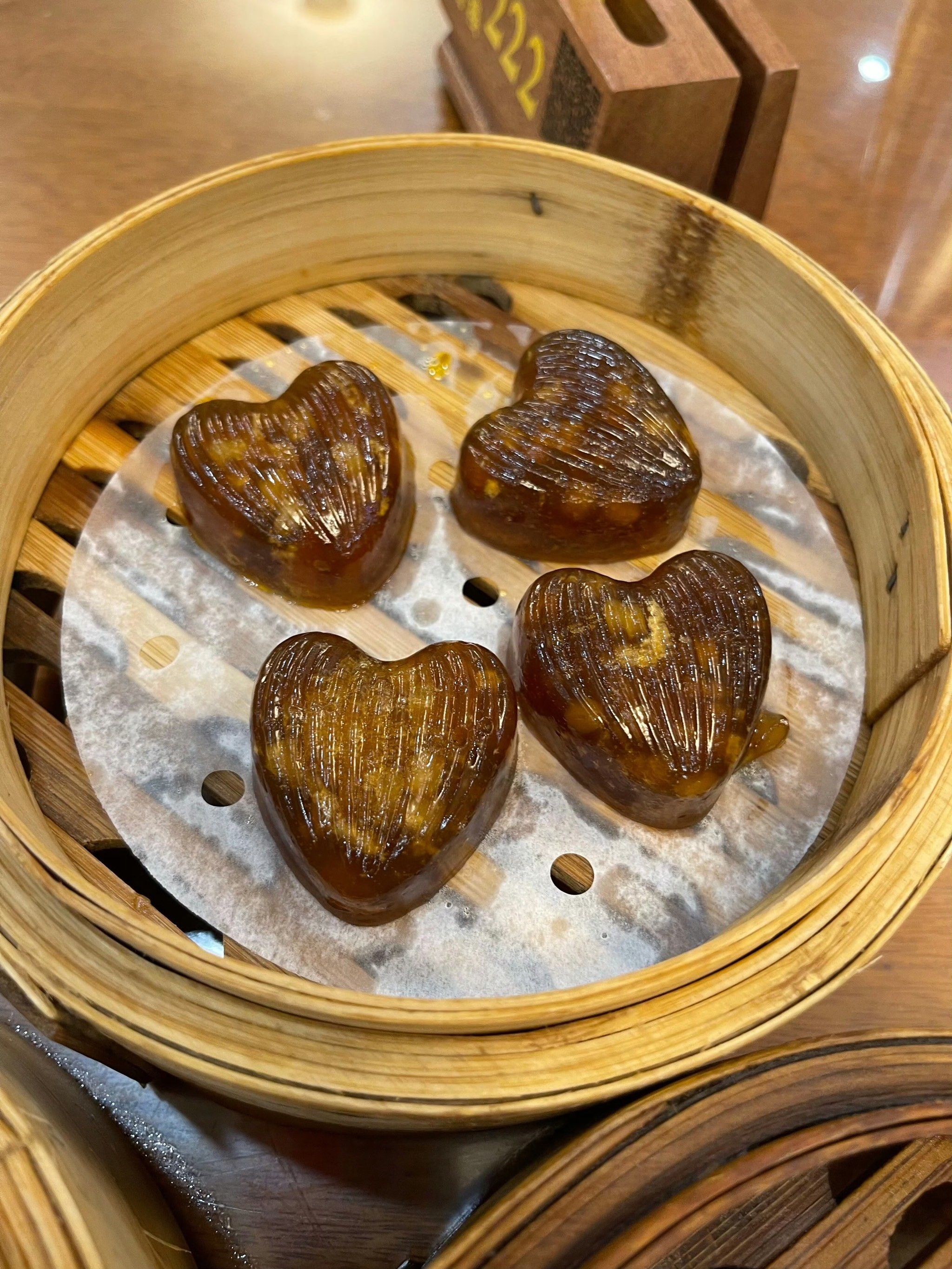 马蹄糕又脆又甜猪润蒸肉丸又香又脆云吞面好吃不腻凤爪皇有嚼劲