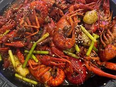 美味多汁的麻辣小龙虾-金陵暴走小龙虾·迷踪蟹(凯德MALL店)