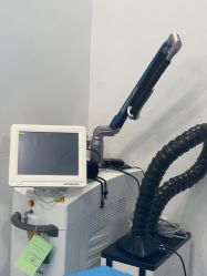 -广州健丽·去眼袋医疗美容机构