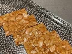 杏仁脆片-荣轩(新荣记环球金融中心店)