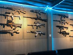 -未来战场·大空间VR·轰趴·团建(常营店)