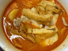 -亚王咖喱鸡米粉面