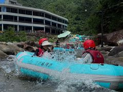 -龙井峡漂流