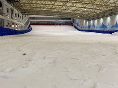 -乔波室内滑雪场