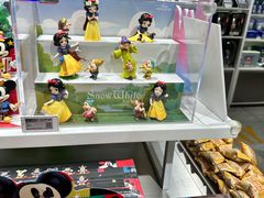 -泡泡玛特POPMART(上海环球港店)