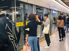 -汉中路(地铁站)