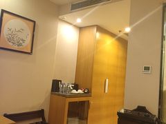 -海创大连科技交流中心(海事大学地铁站店)