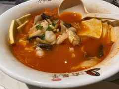 -渝是乎酸菜鱼·川渝小炒(新世界百货望京店)