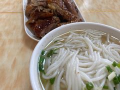 -香辉食馆(新兴路店)