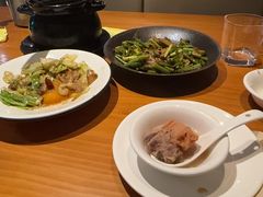 -莲餐厅·湖北菜·潜江小龙虾店(愚园路店)