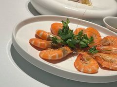 -醉辉皇上海之巅(上海中心大厦店)